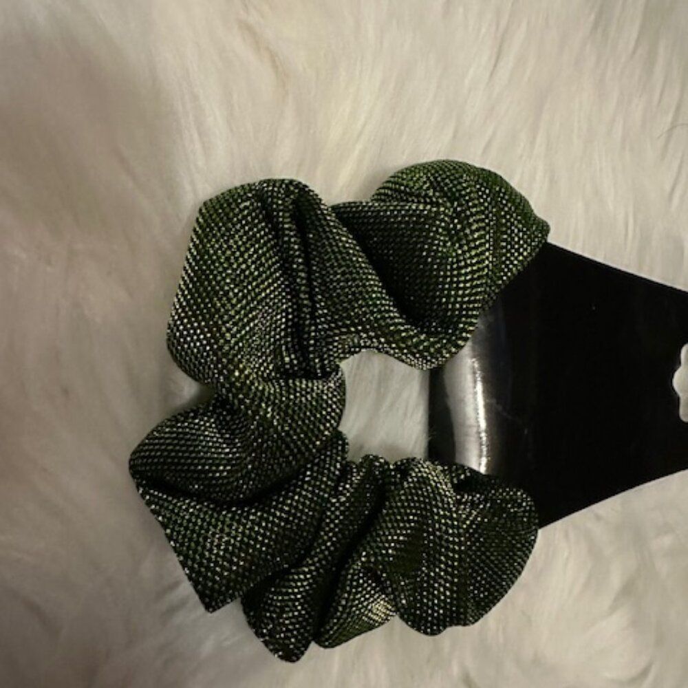 Green Glitter Scrunchie    7933 - WOMEN'S  Handmade NWT Boutique